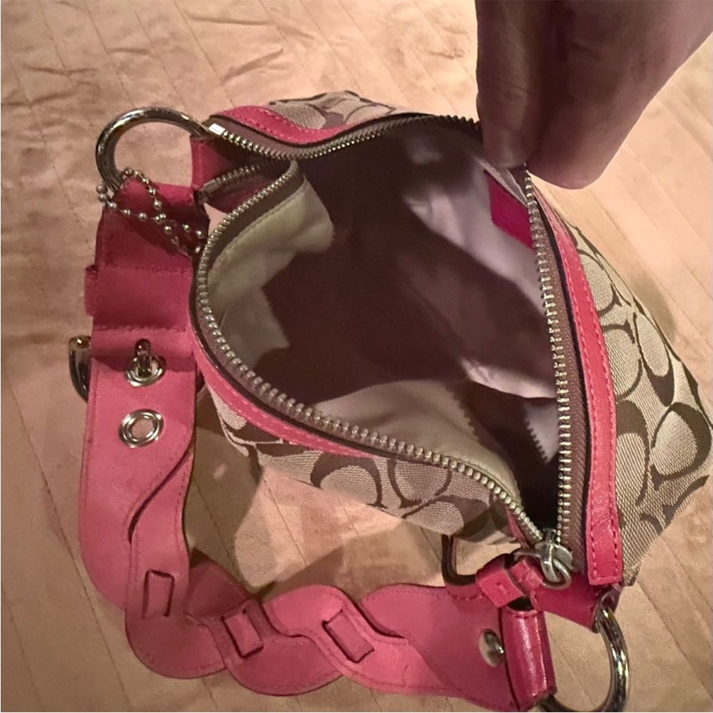 Tan and pink coach signature shoulder bag with matching large wallet - Picture 5 of 5